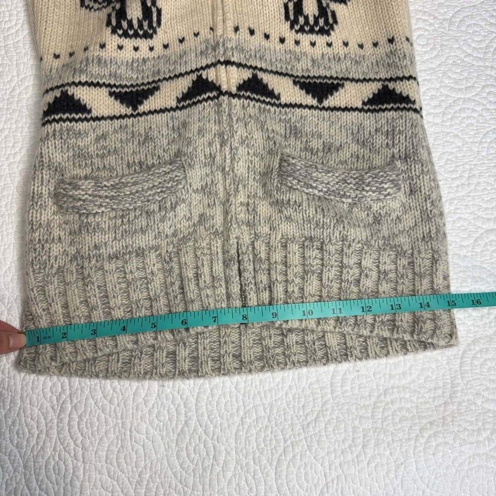 TNA Women's Cardigan with Cream and Black Design wool size XS - Picture 7 of 10